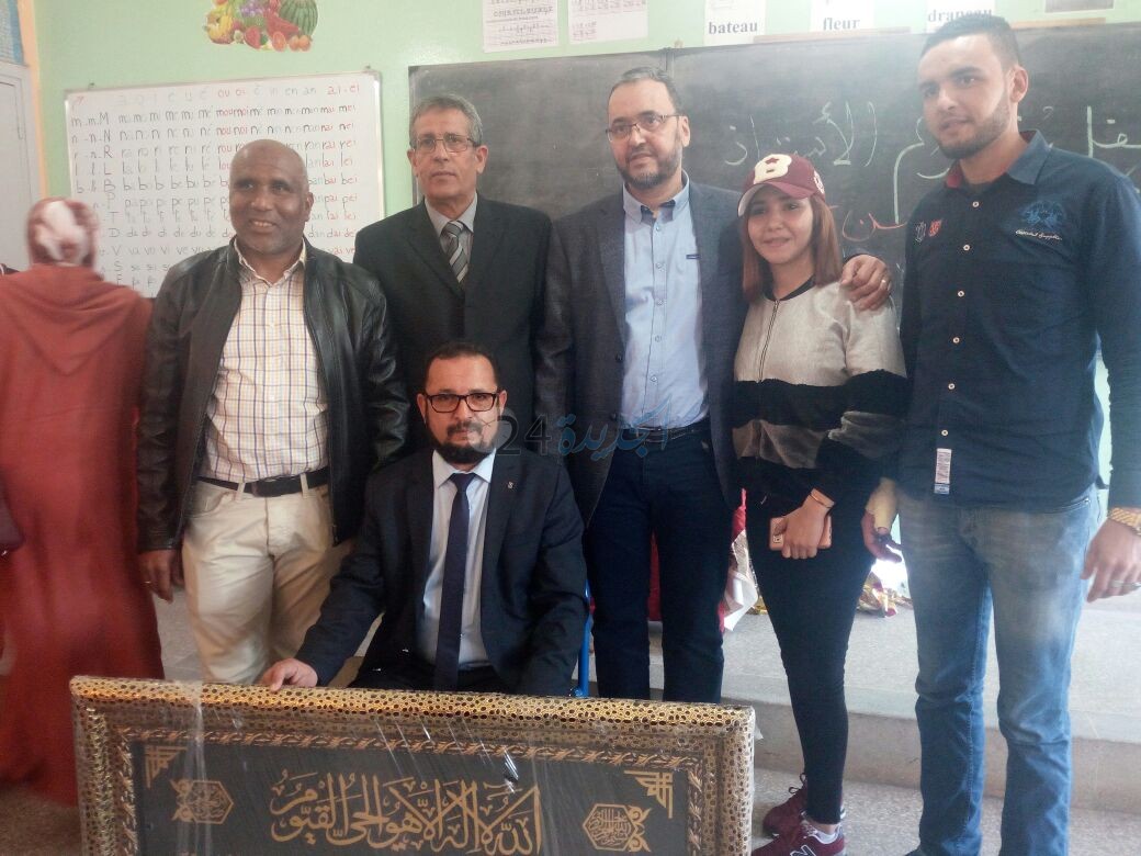 ابتدائية السنابل بـالبئر الجديد تودع الحسن عمور بحفل بهيج