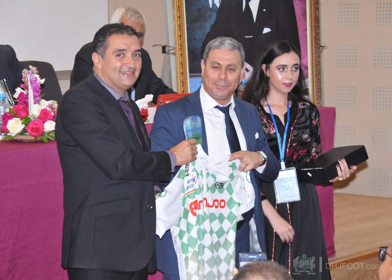 الكلية متعددة التخصصات بالجديدة تكرم رئيس الدفاع الحسني الجديدي ومجموعة من الفعاليات الرياضية