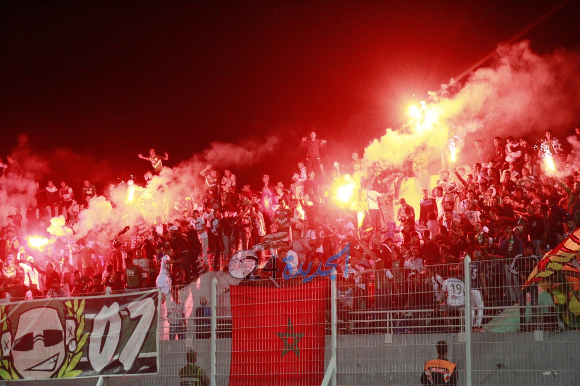 وسائل الإعلام الوطنية تهاجم جماهير الدفاع الجديدي في مباراة مازمبي