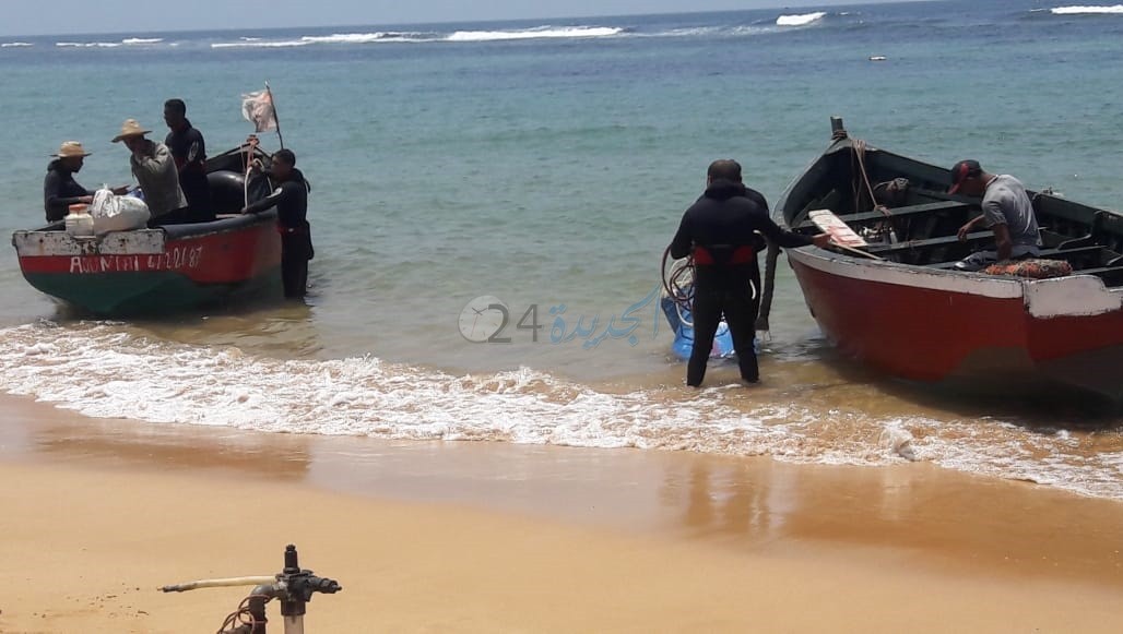 بالصور.. حجز  3 قوارب عشوائية لصيد الرخويات والصدفيات بساحل اقليم الجديدة