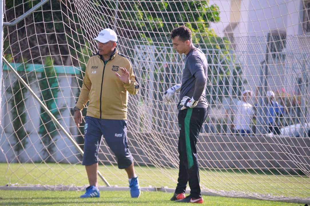 الحارس محمد اليوسفي يلتحق بتداريب الدفاع الجديدي ويخوض معه وديتين هذا الاسبوع