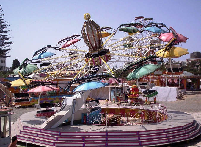 الشركات المتنافسة على صفقة سيرك ''مخيم لافارج'' تنسحب من الصفقة احتجاجا على جماعة الجديدة