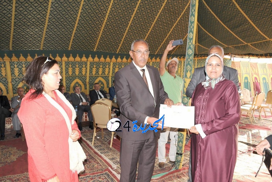 المكتب الجهوي للاستثمار الفلاحي لدكالة يوزع جوائز على الفلاحين والتعاونيات في موسم مولاي عبد الله