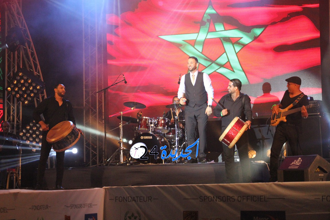 الفنان اللبناني رياض العمر والفنانة الشعبية ''الستاتية'' يفتتحان مهرجان جوهرة بمنصة الجديدة