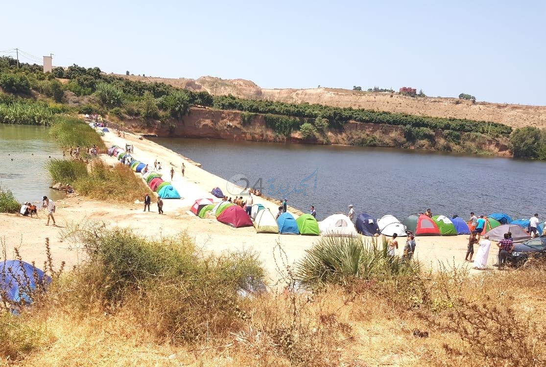 السلطات تمنع ازيد من 100 شخص من 'الرحالة البوهالة' من إقامة مخيم على ضفاف نهر أم الربيع بآزمور