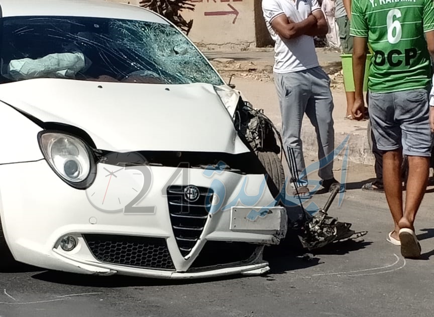 شاهد بالصور.. مقتل شابين في حادثة سير مفجعة بوسط مدينة الجديدة
