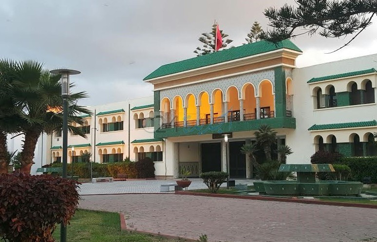 أرباب المقاهي والمطاعم بالجديدة يعلقون إضرابهم بعد جلوسهم مع الباشا ورئيس الجماعة