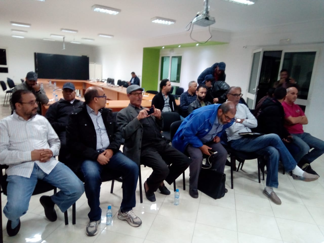 مستشارون بجماعة ازمور يطالبون بعزل نائبهم الثالث