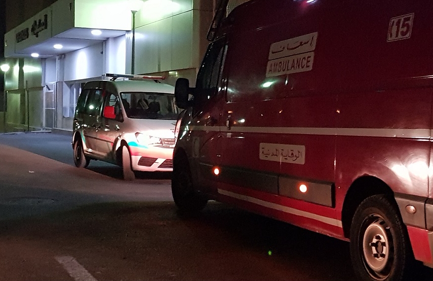 سيارة إسعاف تقل جثة رجل قضى نحبه في حمام بمدينة الجديدة