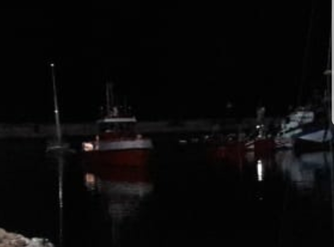 انقلاب قارب للصيد البحري قرب ميناء الجديدة وهذه حصيلة الغرقى والناجين