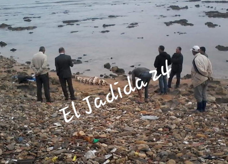 الجديدة.. العثور  بالشاطئ الصخري على جثة رجل لقي حتفه في ظروف غامضة