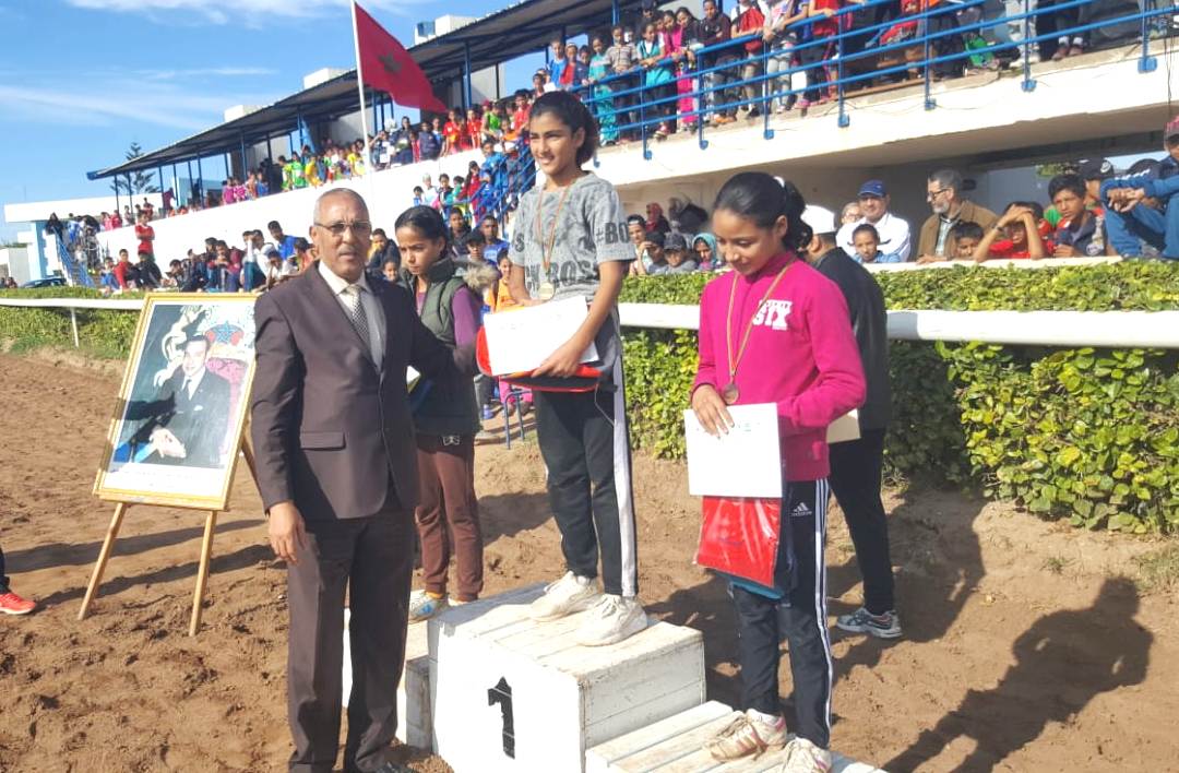 بالصور.. حلبة الأميرة للا ملكية بالجديدة تحتضن البطولة الإقليمية للعدو الريفي المدرسي