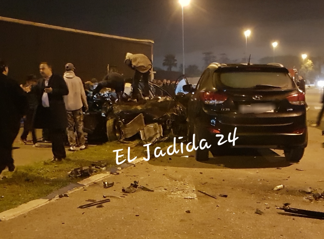عاجل وبالصور.. 5 قتلى و 4 جرحى من مشجعي الدفاع الجديدي في حادثة سير مروعة بالجديدة