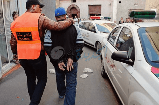 إلقاء القبض على شخصين بالزمامرة بتهم المتاجرة في المخدرات والإغتصاب بالعنف