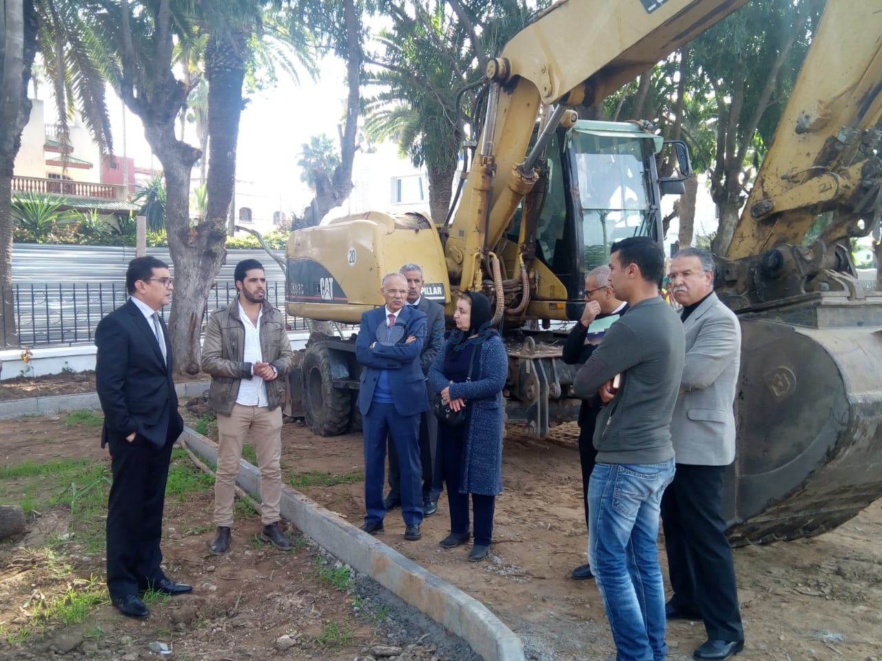 بالصور.. عامل الجديدة يقوم بزيارة تفقدية لحديقة الحسن الثاني للاطلاع على تقدم اشغال التهيئة