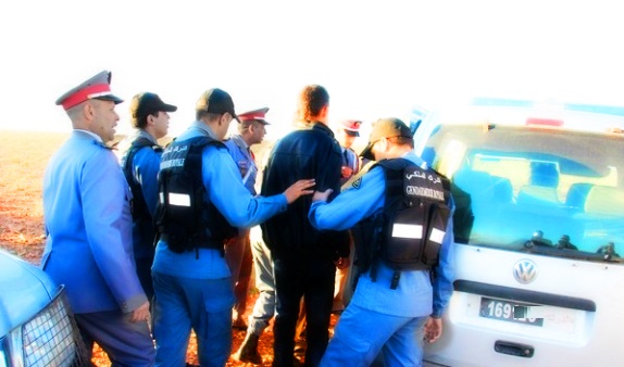 الدرك الملكي بسيدي بوزيد يوقف مروجين للمخدرات بدوار  ''المنادلة''