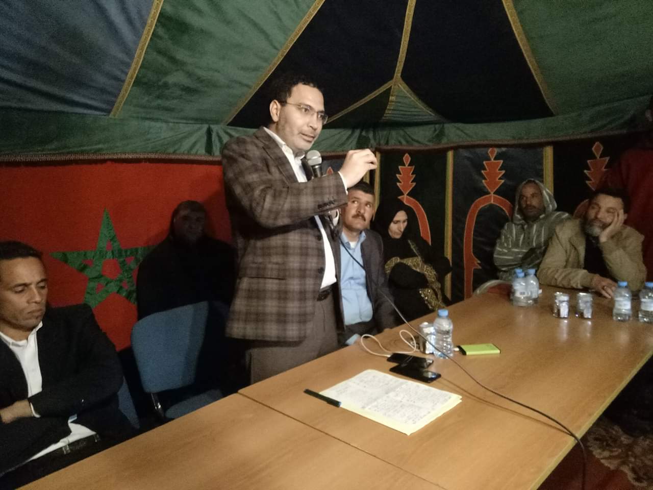 الخلفي ''يحرج'' برلمانيي  سيدي بنور بلقاءاته التواصلية مع جمعيات المجتمع المدني