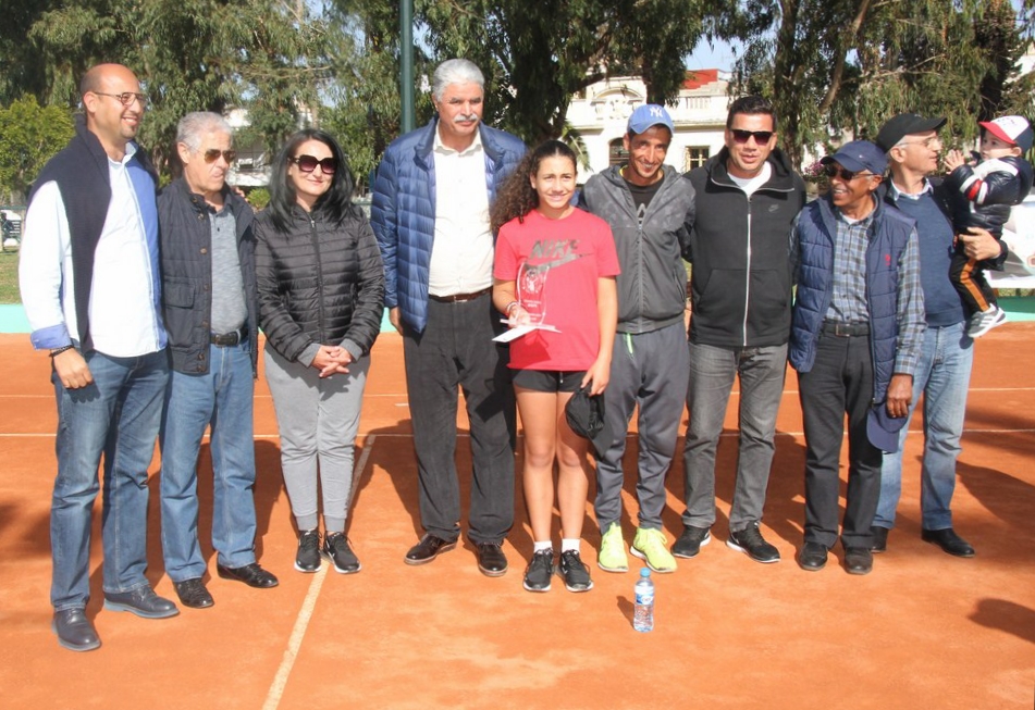 بالصور.. اسدال الستار عن الدوري السنوي الوطني للتنس  بالجديدة بمشاركة 174 لاعبا