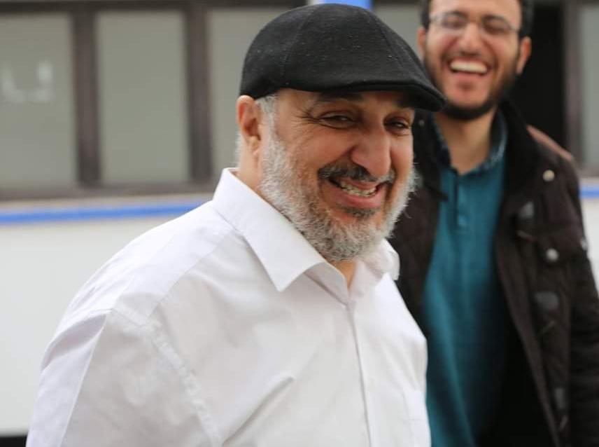 سقط أمامه 40 متتبع و العدد فاق 80 مصاب لكن المقرئ أبوزيد واصل المحاضرة كأن شيء لم يقع