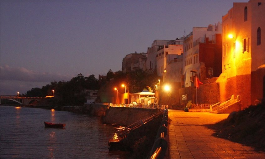 الاعلان عن انقطاع التيار الكهربائي عن مجموعة من الأحياء بمدينة آزمور يوم غد الاحد