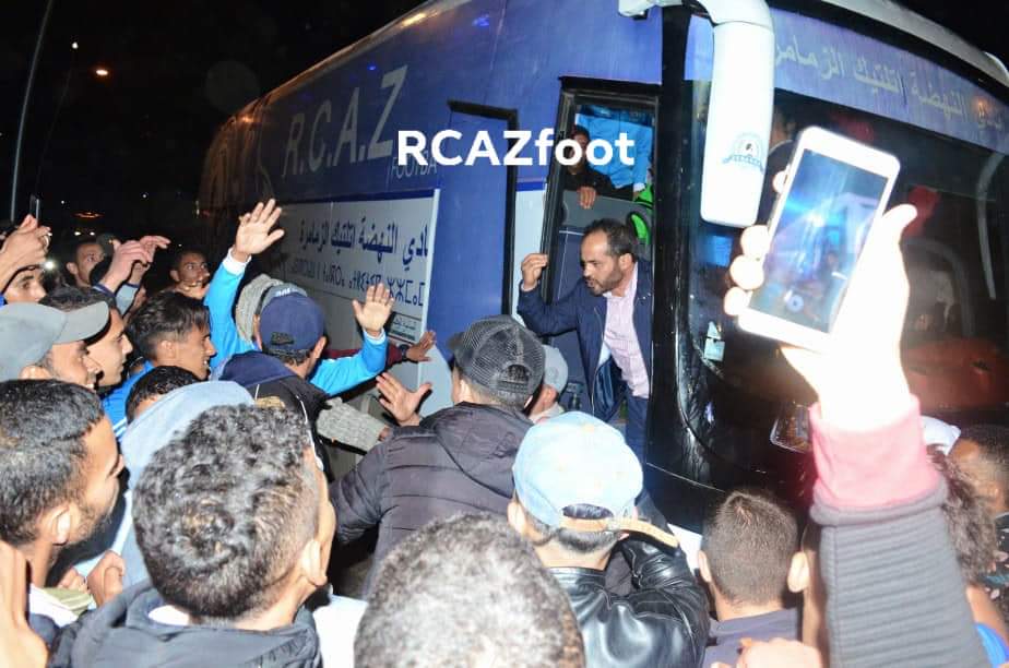 الرجاء البيضاوي والدفاع الحسني الجديدي يهنآن نهضة الزمامرة على الصعود للبطولة الإحترافية