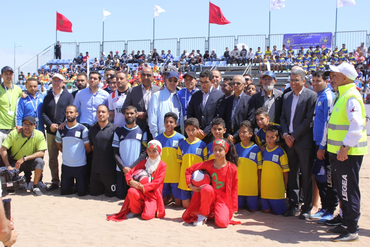 بالصور.. افتتاح دوري الجديدة في كرة القدم الشاطئية بمشاركة أزيد من 50 فريقا