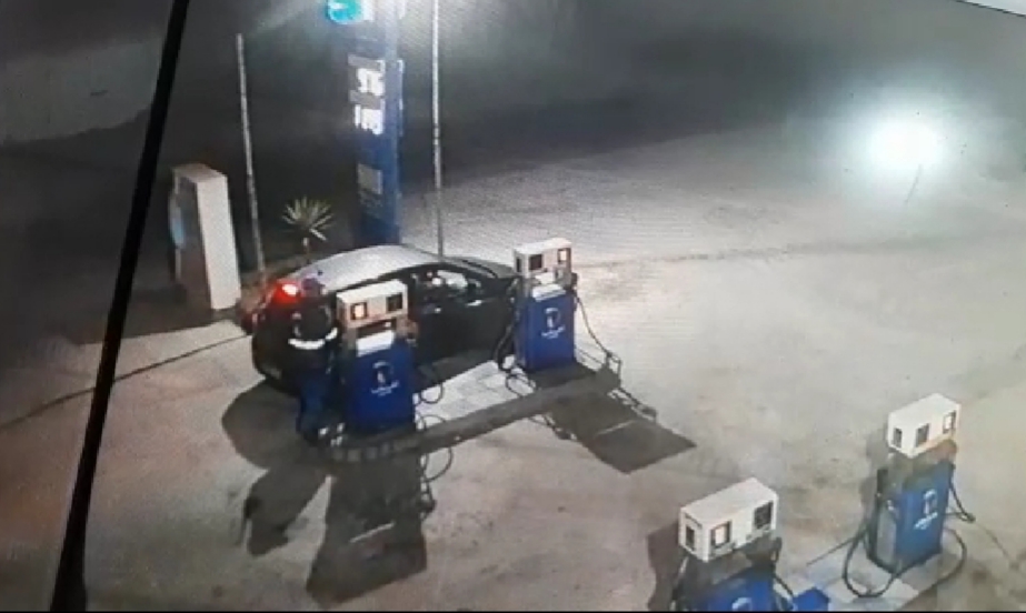 هكذا أطاح الدرك الملكي بصاحب السيارة الذي فر من محطة للوقود باولاد غانم دون اداء مصاريف التزود بالوقود