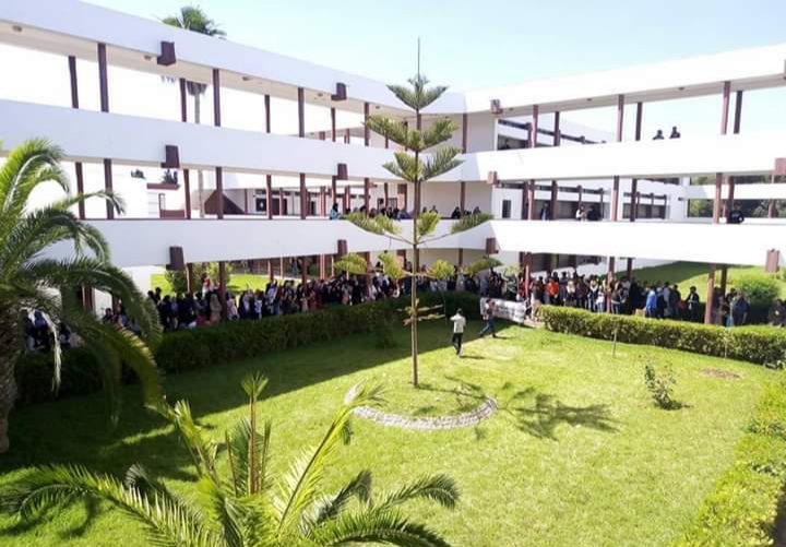 المقاطعة الشاملة للامتحانات بكلية الآداب بالجديدة تضع ادارة الكلية في موقف حرج