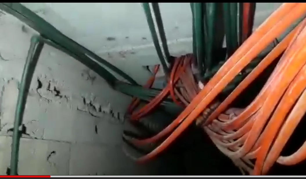 عدد من الاسر المستفيدة من السكن الاقتصادي باقامة بن علال بالجديدة تطالب برفع الضرر