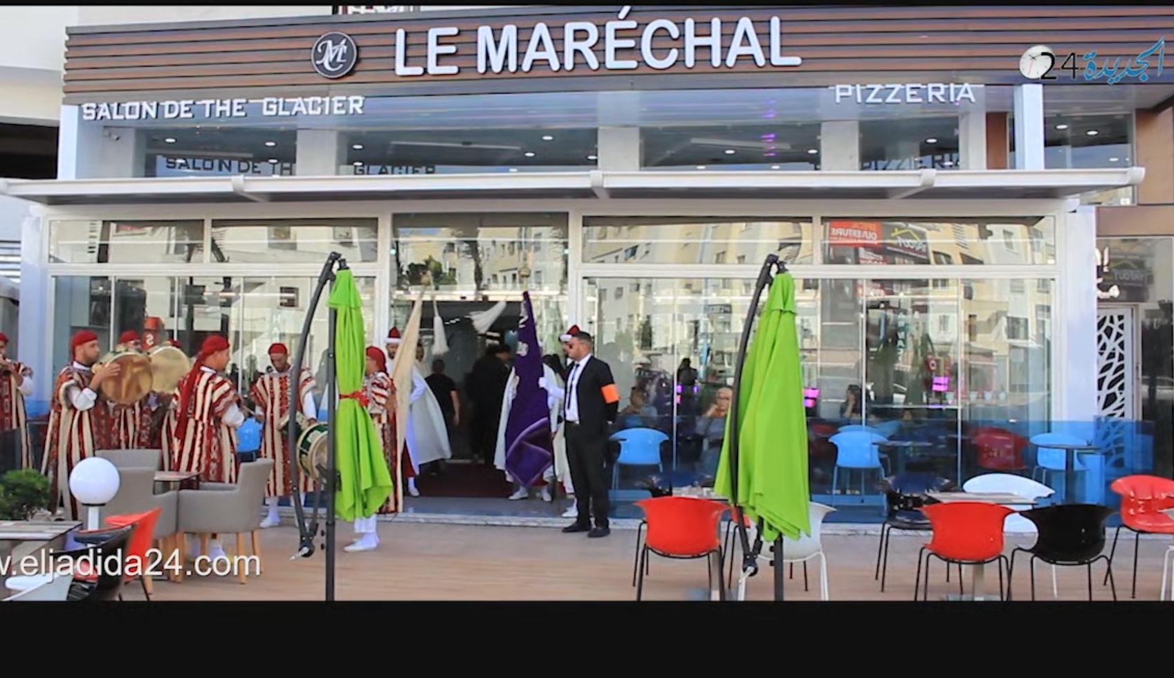 شاهد .. افتتاح مقهى وفضاء ''الماريشال'' بالجديدة بحضور نجوم فنية وعدد كبير من ساكنة الجديدة