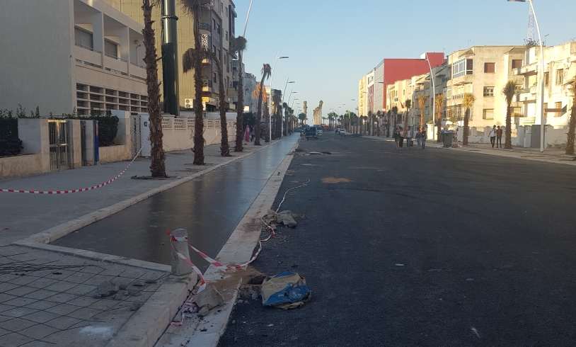 بالصور.. جماعة الجديدة تقترب من انهاء اشغال شارع النخيل في وقت قياسي وافتتاحه خلال أيام