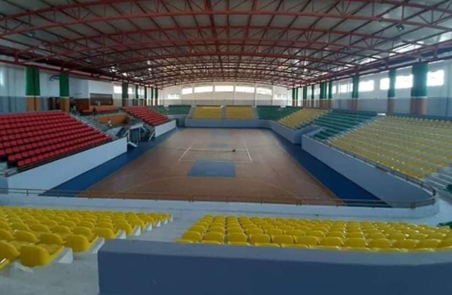 متقاضون يعترضون على افتتاح قاعة متعددة الرياضيات وسط مدينة الجديدة