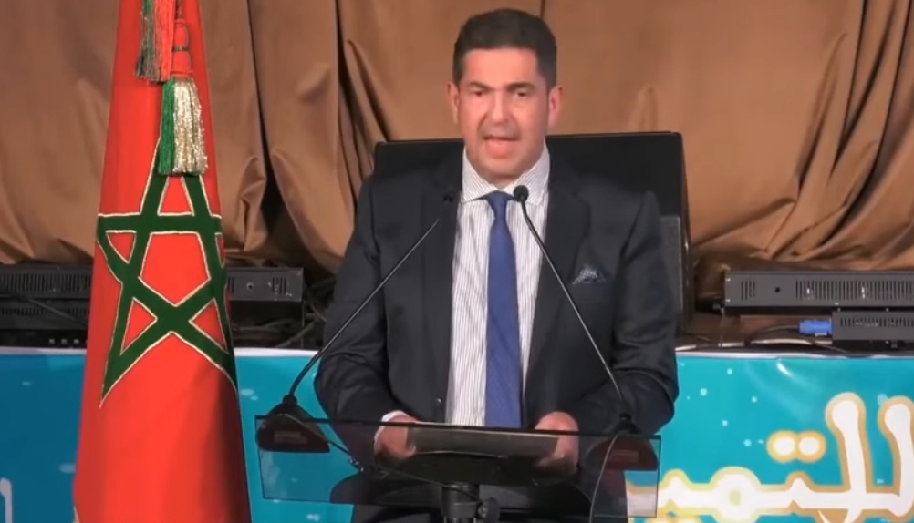 عندما يعجز وزير التعليم على قراءة كلمة غير مشكولة
