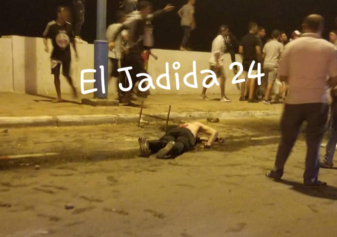 شاهد.. اعتداء جماعي على شاب اثناء ''شعالة'' عاشوراء يرسله الى المستشفى الاقليمي بالجديدة