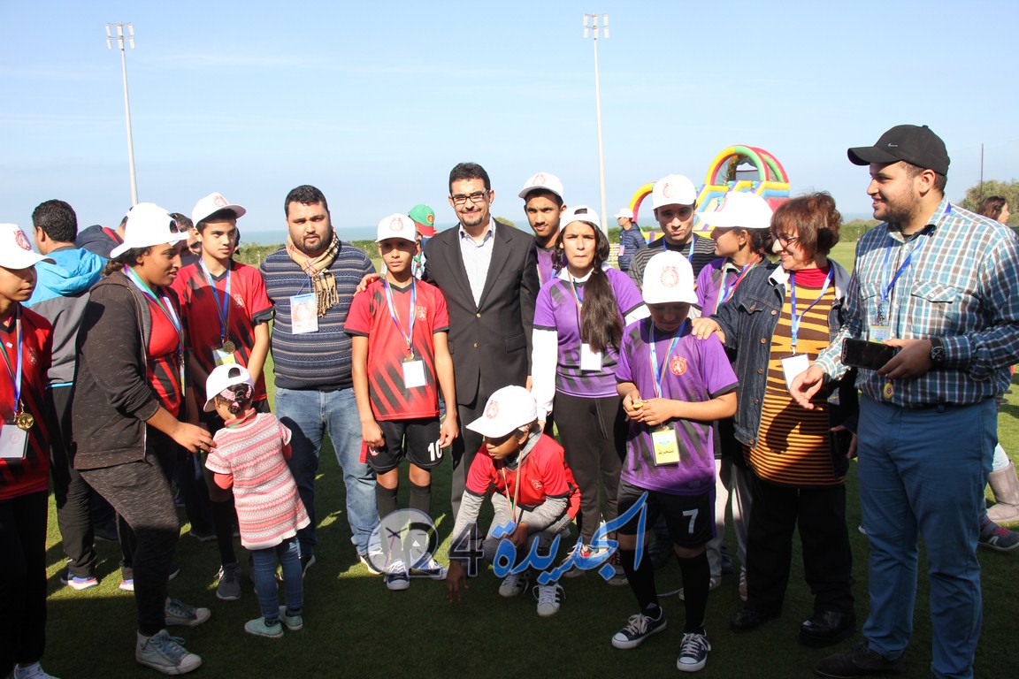 النجم الرياضي الجديدي يبهر في تنظيم يوم رياضي للأطفال ذوي الهمم بحضور محمد الڴروج