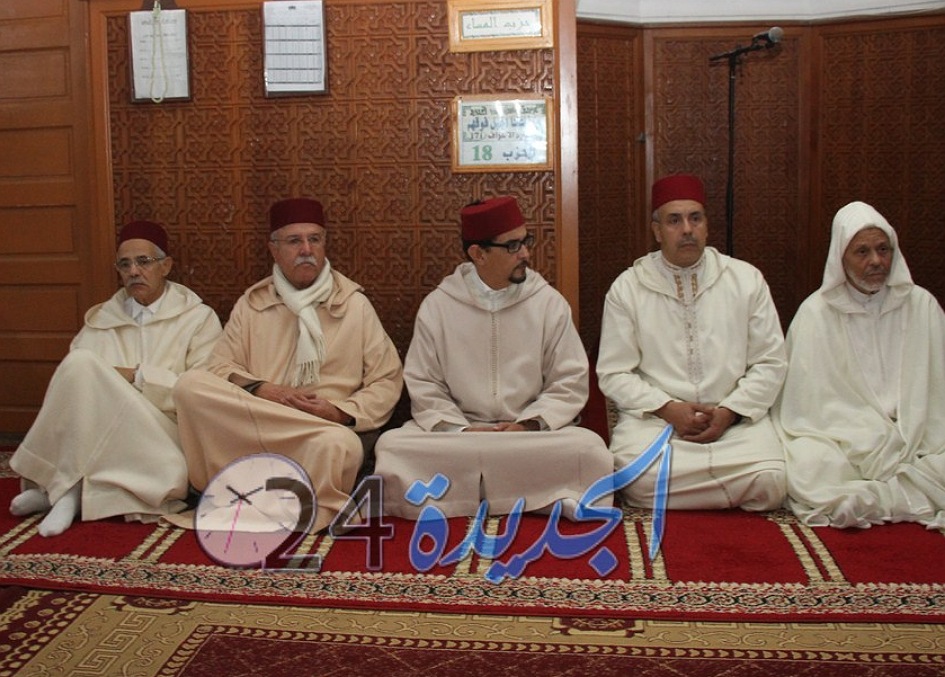 بالصور.. عامل الجديدة يحيي ذكرى وفاة المغفور له الحسن الثاني بمسجد ضريح مولاي بوشعيب