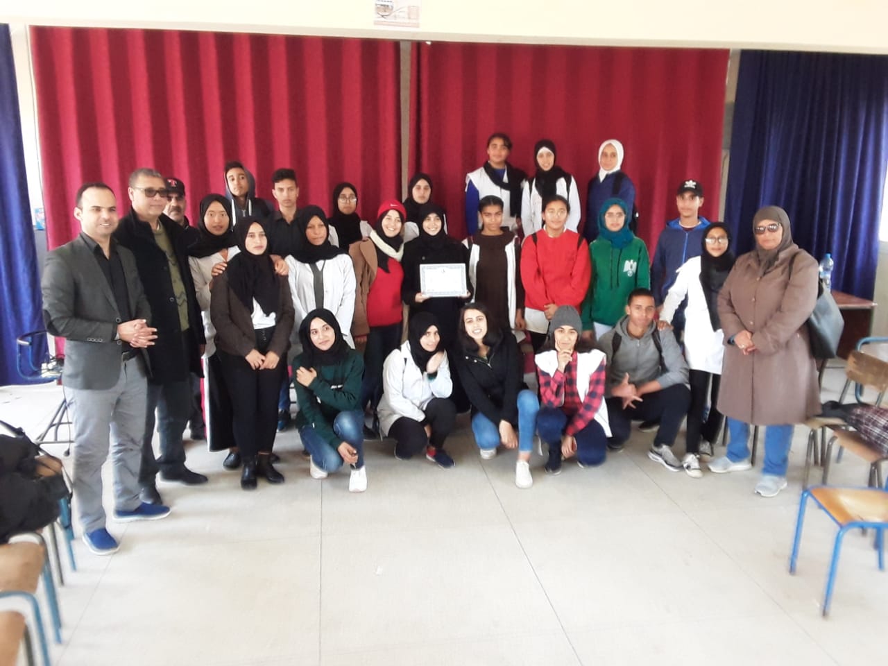 تلاميذ ثانوية بئر انزران يستفيدون من ورشة في المناظرة
