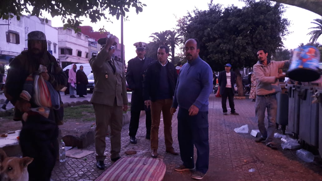 بالصور.. السلطات المحلية تشن حملة على المتسكعين قرب الحي البرتغالي بالجديدة