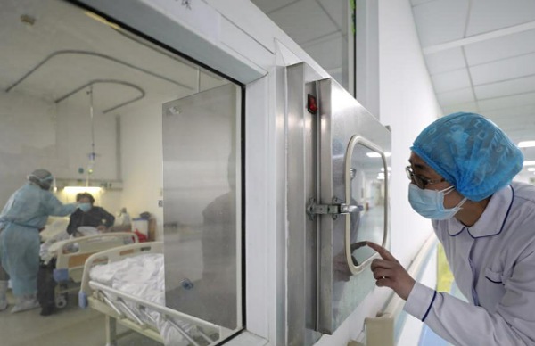 مندوبية الصحة بسيدي بنور: وضع شخصين تحت العزل الطبي بالمستشفى للاشتباه في إصابتهما بفيروس كورونا