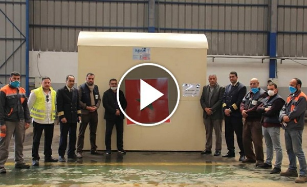 شركة صناعية باقليم الجديدة تصنع بوابة الكترونية للتعقيم وتهديها لمستشفى الجديدة