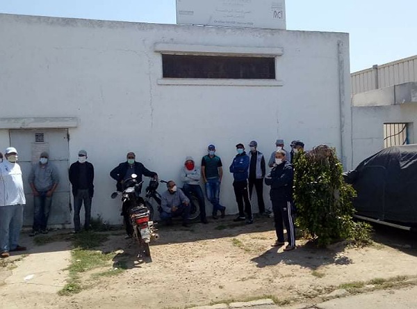 تنظيم وقفة احتجاجية أمام شركة بالحي الصناعي بالجديدة للمطالبة بصرف أجور المستخدمين