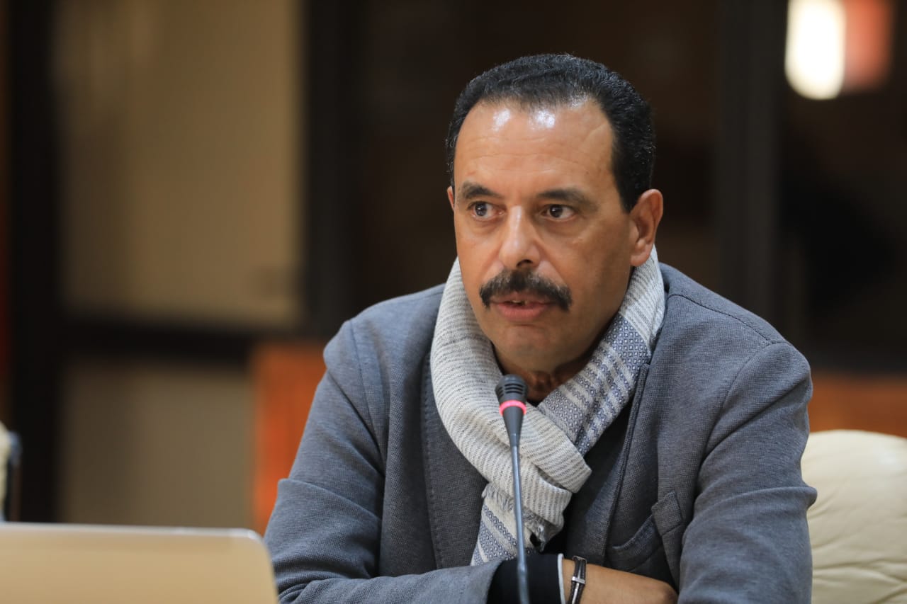 الدكتور محمد بنطلحة الدكالي يؤطر محاضرة عن بعد في موضوع ''هندسة السياسات العمومية في المغرب''