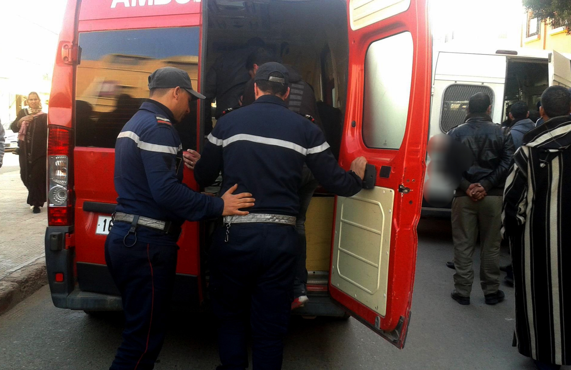 فاجعة .. خلاف عائلي مع الزوجة يدفع رب اسرة الى الانتحار شنقا باقليم الجديدة