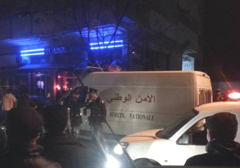 إيقاف 14 شخصا داخل مقهى بمدينة ازمور بتهمة خرق حالة الطوارىء الصحية