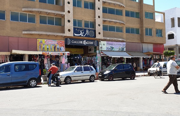 السلطات تعيد إغلاق قيساريات الجديدة بعد ساعات قليلة من السماح لها بالافتتاح