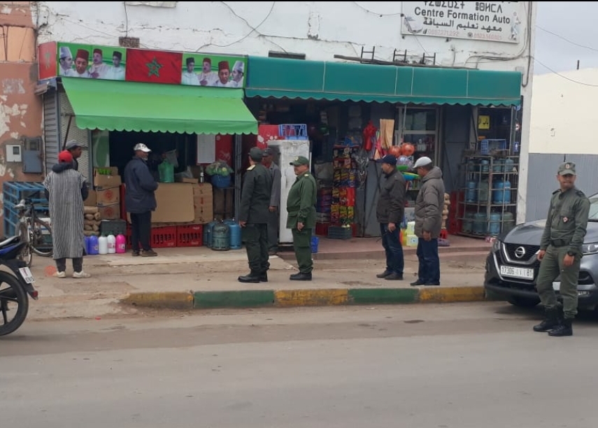 عامل إقليم الجديدة يتفقد مدينتي الجديدة وازمور في أول أيام تخفيف الحجر الصحي