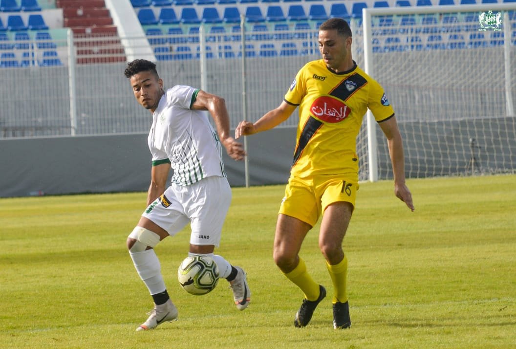 استعدادا لانطلاق بطولة كرة القدم...الأندية الوطنية تتوصل بالدليل الصحي