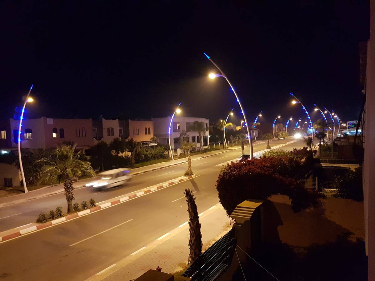 شملت المقاهي والمطاعم والبؤر السوداء.. الدرك الملكي يواصل حملاته التطهيرية بمنتجع سيدي بوزيد