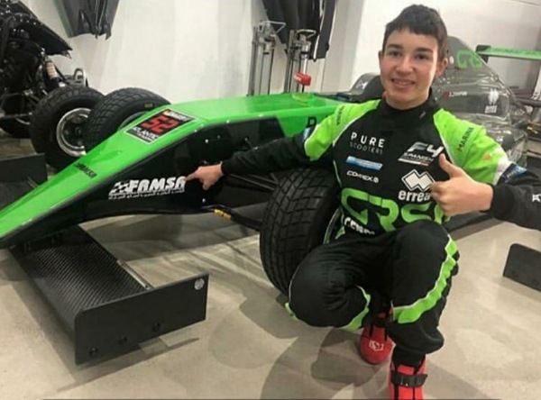 البطل الدولي في سباق الكارتيغ الدكالي سليمان زنفاري يبدأ مسيرته الرياضية في سباق الفورميلا 4