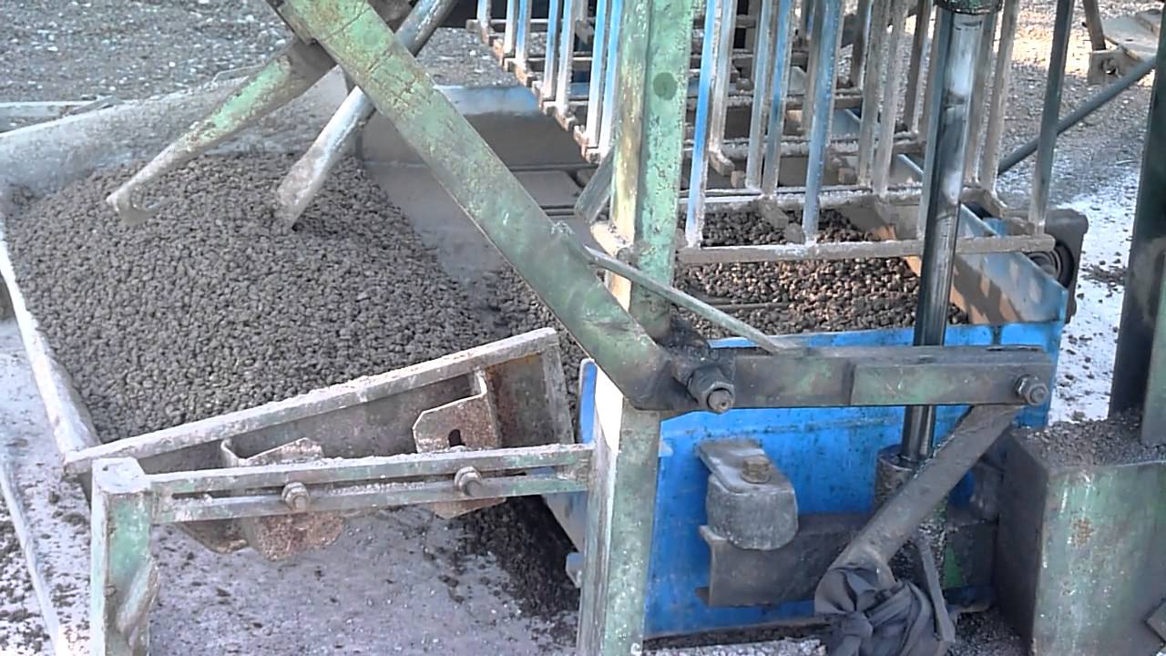 مواطنون يطالبون برفع الضرر من ورشة لصناعة ''الياجور'' بمولاي عبد الله